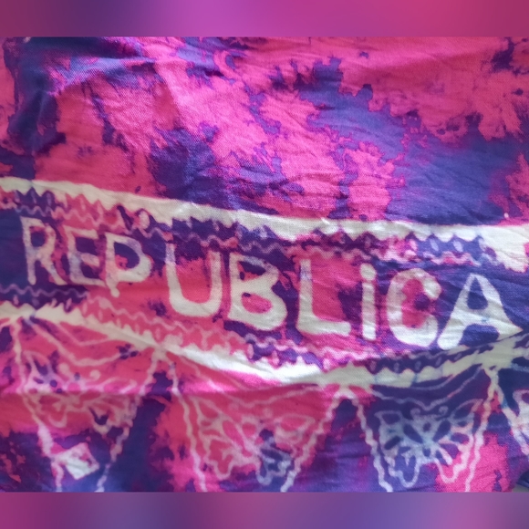 Tie Dye Dominican Republic Sarong Wrap - Picture 6 of 9